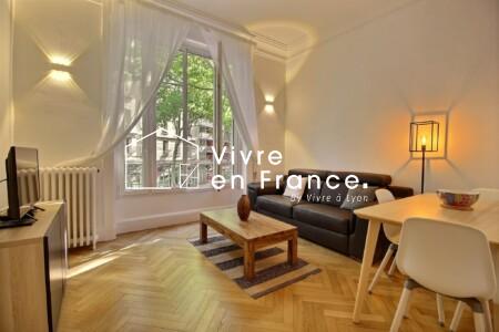 Location T2 à Lyon 7 ème dans cet appartement meublé en courte durée Airbnb