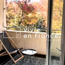 Logement airbnb avec blacon à Nice